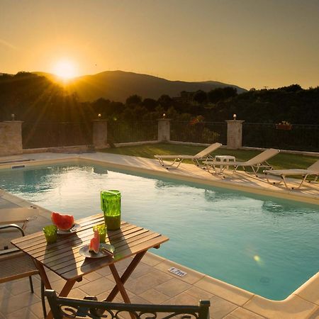 Superb Villa With Private Pool Peaceful Location Sami  Exteriör bild